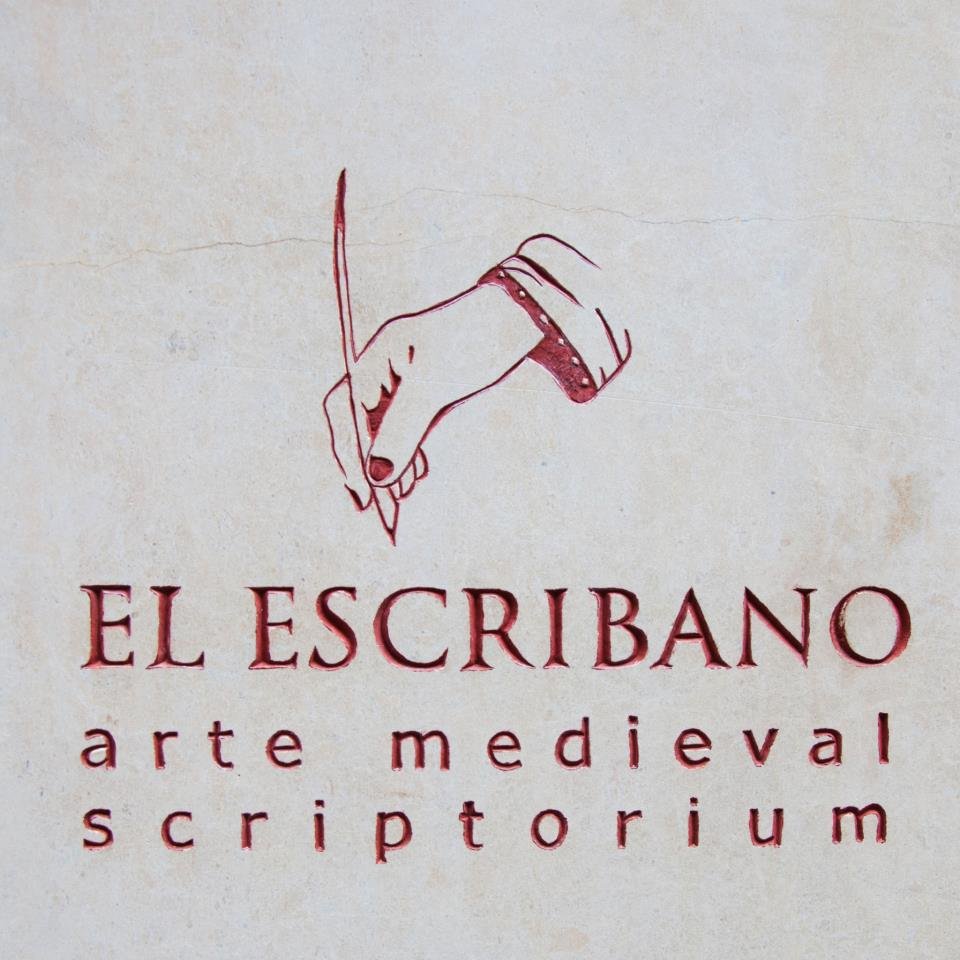 Un rincón para las artes de la Edad Media en la milenaria ciudad de León. Orfebrería, música, bordados, pintura, escultura y lo más importante: la caligrafía✍️