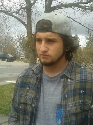 I'm Freddy & I like too party. Senior at LHS #SOCCERLIFE