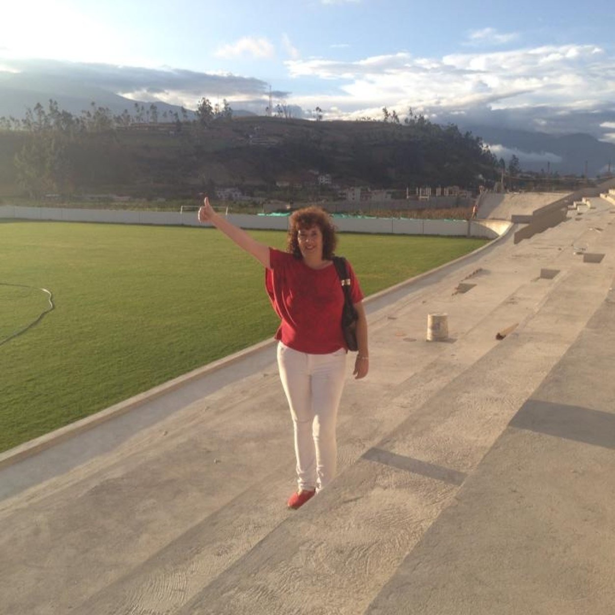 Amante del deporte, con mucho amor para servir a Otavalo.