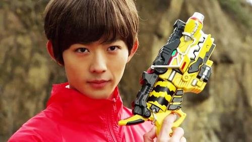 hello everyone! my name is Dai-Kun and i'm Kyoryu Red! my great grandparents were also Kyoryugers like me! hope we can be friends! :D