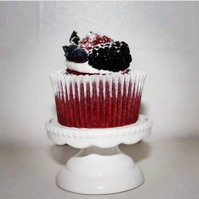 The 1 who makes the yuummy'est cupCakes all over uae