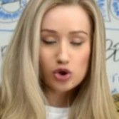 xoshots's profile picture. OLA TE DEI UM FOLLOW. POR FAVOR VEJA OS TWEETS DE @opaverdades NÃO PRECISA SEGUIR (mas se quiser rsrsrs) SÓ OLHE QUEM SAIBA VOCÊ GOSTE E ACABE SEGUINDO ELA :)