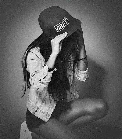 Soñadora , Incrédula y Egoísta. Friki. 16 añitos dando guerra .SEÑORITA SWAG YOUTUBE. ♥♥