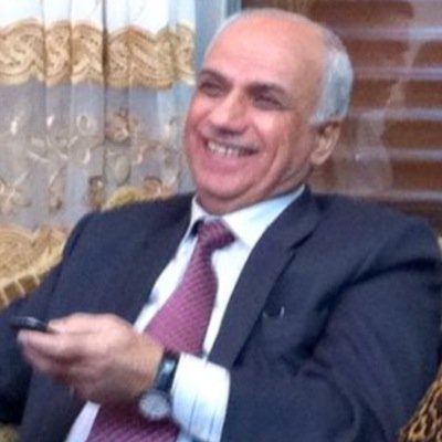 عقل يتفكر.. وقلب ينبض بذكر الله.. وروح تتمنى رضاه.. أُتعلّم لأقتدي لمن وُصِف بِـ |..كان خُلقه القرآن ﷺ..| بالإيمان والعلم والعمل الصالح ننتصر..