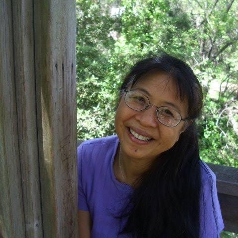 JuicingwithJees's profile picture. World traveller, cmt and health educator, Lover of Nature,  stories, and Fine things, Thinker,People Lover, and God, Jesus , & H.S.