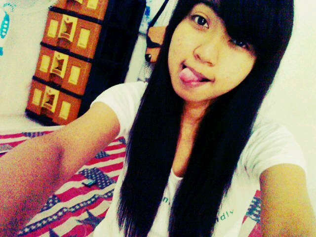 god I do not need people to
accompany the Perfect Me, I just
need
people who are sincere
complements
shortcomings . . .