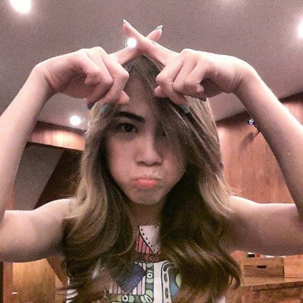 Liltle Fansbase of @mi_ChristyChiBi ♥| since ~ 26 - 03 - 2014 | Cherrybelle Indo ♥ ♥| #TwiYers :) | reply by?Fav !! Info ?? Fav !!