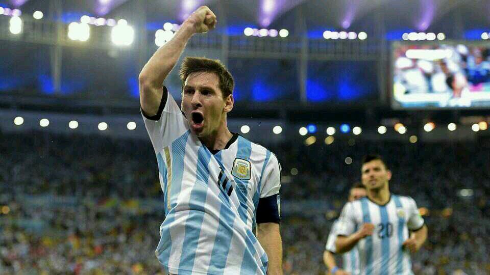 Hello i am sadab al tareque. I like to play football. I am a MUSLIM.Baby is my favourite song.