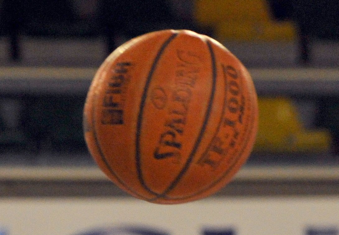 Je suis un tout jeune club de basket amateur. Suivez mes aventures toute la saison