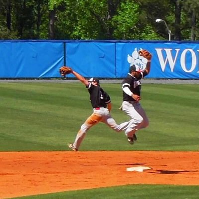 MikeFlo21's profile picture. 