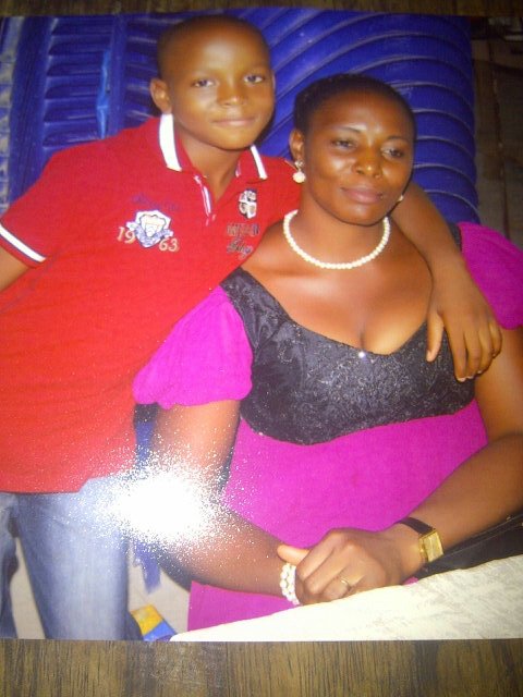 A bead designer and everything Kraft simply called Pekulia Krafts. A graduate,married and a Mother.