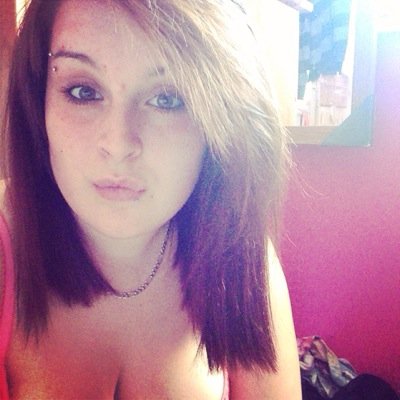 FOLLOW FOR A FOLLOW 
I'm Tiegan. I am seventeen years old. I'm bisexul From somerset