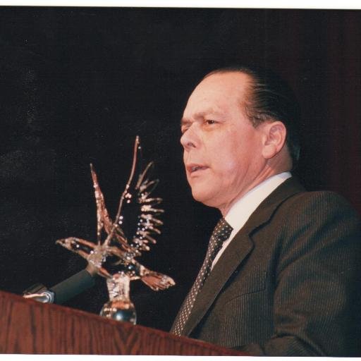 Enrique Parejo González, Ex Ministro de Justicia, Ex Concejal de Bogota. Miembro del antiguo Nuevo Liberalismo.