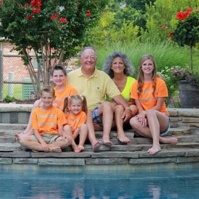 We are looking for a kidney for poppy. He can take type B or O. He is a loving husband, dad, and grandpa. To become a hero contact nddiehl@yahoo.com