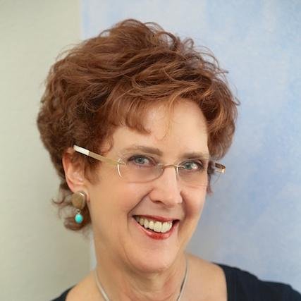 MEMerrigan's profile picture. Heartful blend of PR & social media|Creative marketer for artists, makers and businesses| Coach|Consult|Project Management