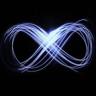 La suerte ni las coincidencias existen...sólo existe lo inevitable.