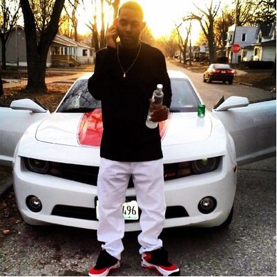 If she dont wanna fuck i grantee the money change her ion give the hoe no cash dick the only thing i gave her #B.M.K #$M$M$ #FOLLOW