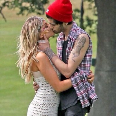 Pls follow @niallis_my_love bc i gave u a free follow thanks love xox