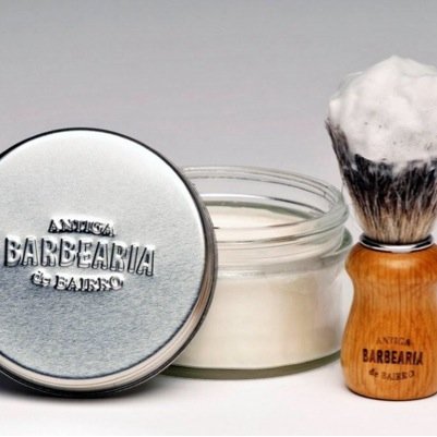 portuguese brand inspired in old barber shops . a niche project.