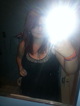 ana_dawnn's profile picture. my names ana im 19 and live in dexter Maine a very boring place lol hi its like my home town