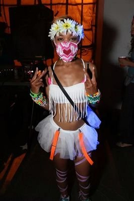 my avi is me. #Flowerchild #StonerChick #PotSnob #SexyStoner #StonerShutIn during the day #Raver by night I #live with #PEACE #LOVE #UNITY && #RESPECT #Plur