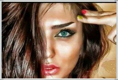 ‏ابتســم ولو بلـغ الاسـى بك بحــرآ ،،،
