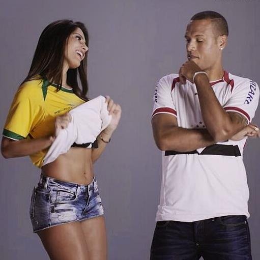 3 Libertadores 3 Mundiais 6 Brasileirões... O que dizer desse time? S O B E R A N O