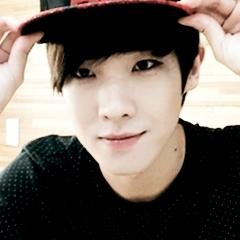 MBLAQ's vocal and dancer; 180cm; 63kg; 07.02.88. | Bom's boyfriend - 03.09.2014 ♡