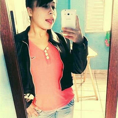 - SoU cHaTa MaIs CoM qUeM mErEcE