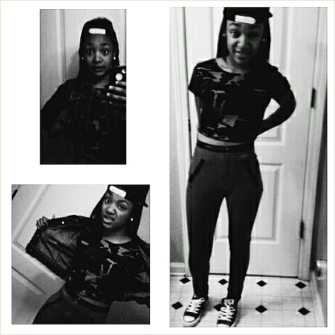How can something so gangsta be so pretty in pictures   kik: TionnaKabria   ig: adorablehustler
