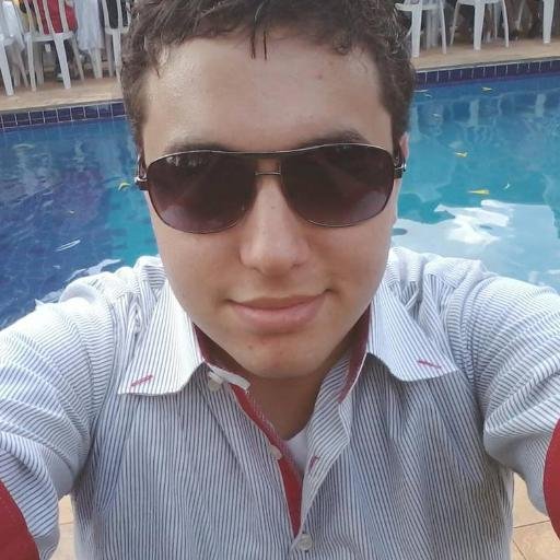 *Ninguém é perfeito que possa ser Deus, e ninguém é tão imperfeito que deva ser queimado*