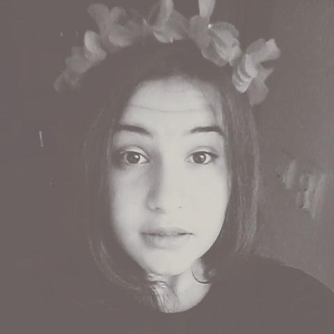 Bianca | 14 | here to stay for Justin