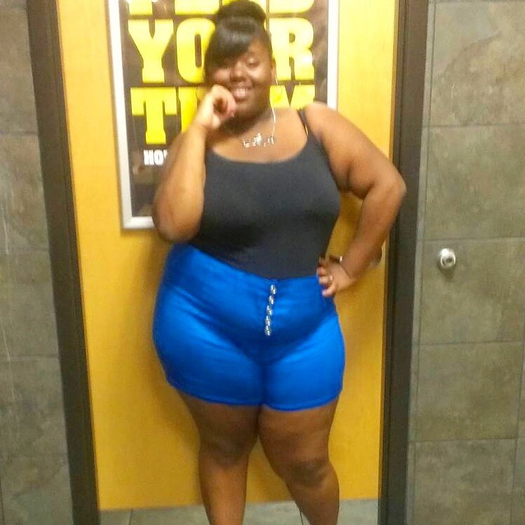 I'm a boss and I demand respect I don't talk much I just listen.. listen to you hoes claim yall a boss but clearly yall dont know the meaning❗