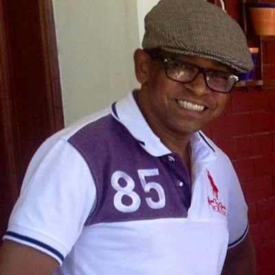 Soy Manager de Los Hermanos Rosario, CPA, me gusta componer, tocar la Guitarra, cantar,  el mundo de la musica, los buenos amigos, amo mi familia!!