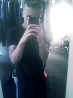 ♣15 jaar♣IG: __IkBenTim__♣Snap: timofzoo♣Go Hard Or Go Home!♣MGK♣Eminem♣