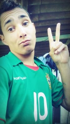 A vida te da escolhas mas quem faz as opções é você. Só vacila quem não sabe aproveitar as oportunidades.