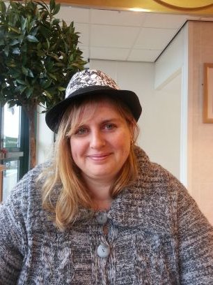 idealminxy1975's profile picture. works hard busy mum wonderful boyfriend 3 gorgie kids and eldest baby has cf