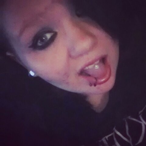 misspsycho1foru's profile picture. Well, if youre close to me, I shouldn't have to express myself. Therefore, im not going to do it anyways. c;