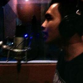 Babangus @RASTSOULID | Musicman | Scooterist Independent | Marnojuana | Smoker | Mushrooman | BeerBoy | Laughing So Hard | Heyho Business ~