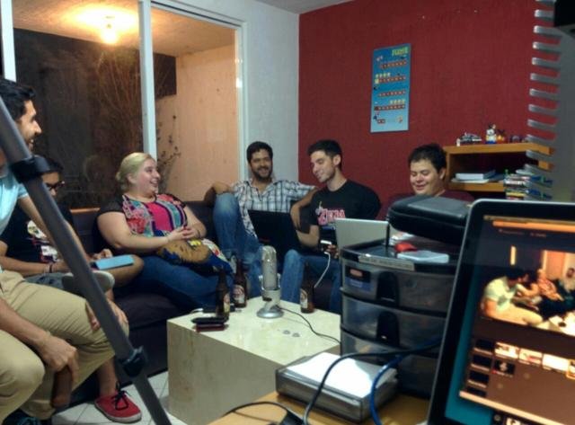 Excusados's profile picture. Espacio semanal cuyo fin real es reunirnos a beber y platicar. El programa es una excusa para ello, por ello su nombre. Bien-venidos sean ustedes.