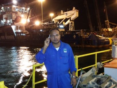lookin a offshore crane operator job.