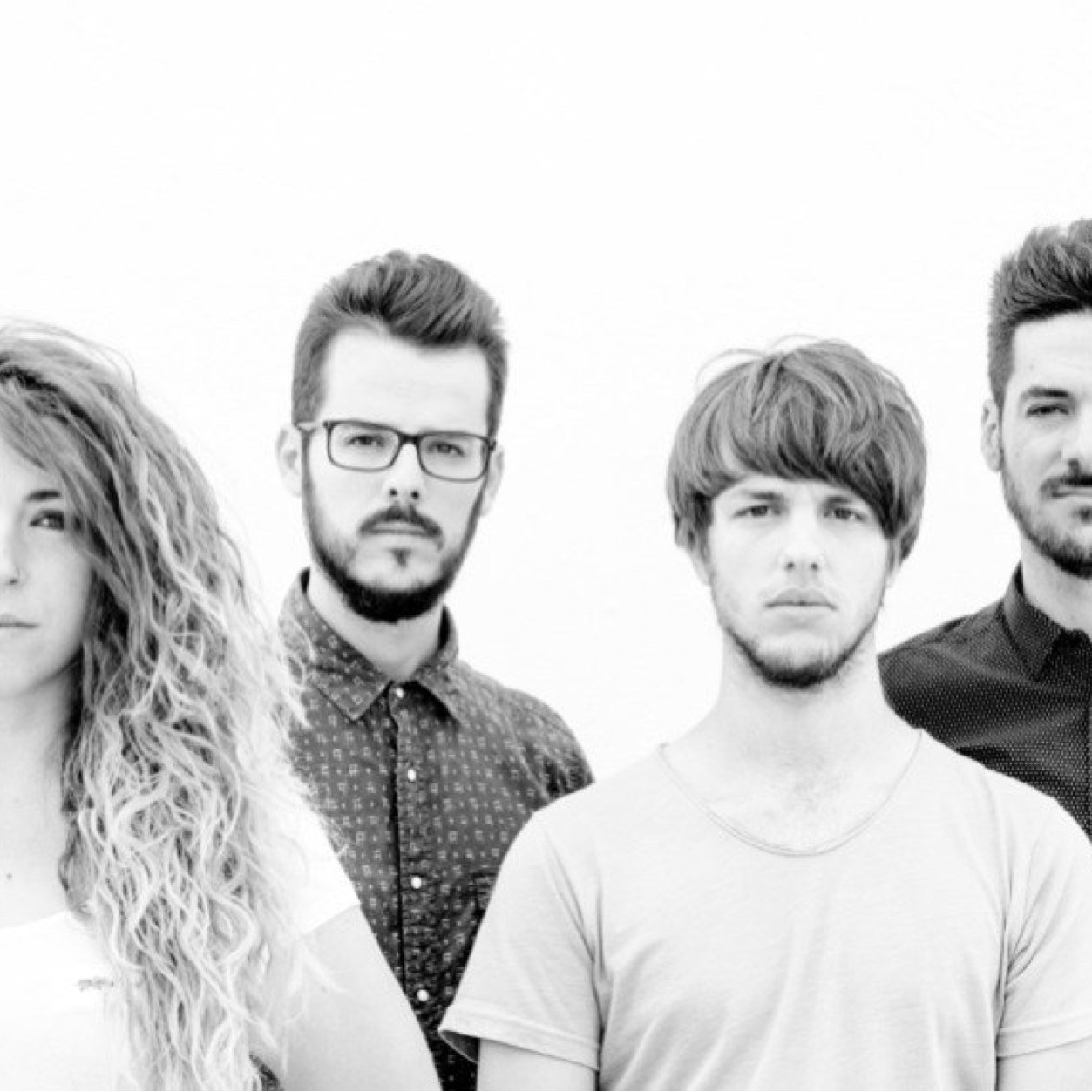 Pop rock épico, intimo e intenso. Estamos cocinando.