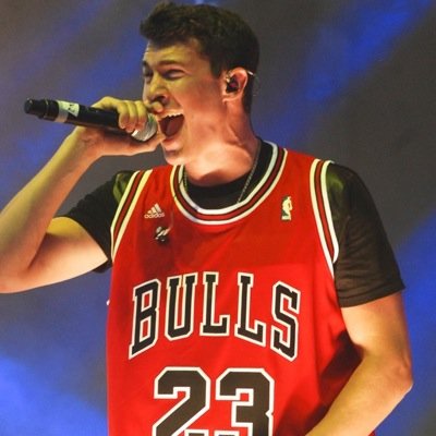 timeflyin's profile picture. seriously LAND with A whole BUNCH of HOES