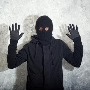 Pour savoir se protéger face aux cambriolages (alarmes, assurances, astuces)