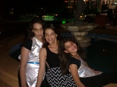 keniaplacencio's profile picture. 