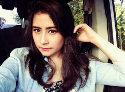 Just RP not real @PrillyBie as sisi at ASPGGS setiap hari hanya di @SCTV | mau follback ? bantu promot dulu yah 10x PROMOT :) || BF: @aliandoo_digo #SomplakFams