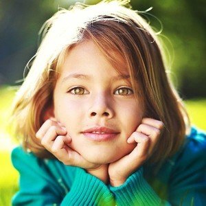 |8 year old daughter of @_LKculitz & @DevilishAllure. Big sister to @LittleDJKaulitz, Jax and Lila. ¦ I love my moms.. and chocolate. |