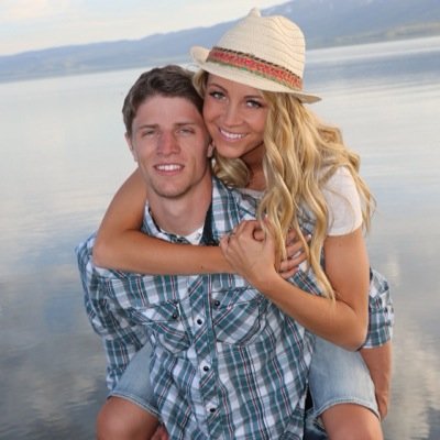 Brittlewis3's profile picture. Dream big live bigger!☀️ You can marry more in 5 minutes then you'll make in a lifetime!