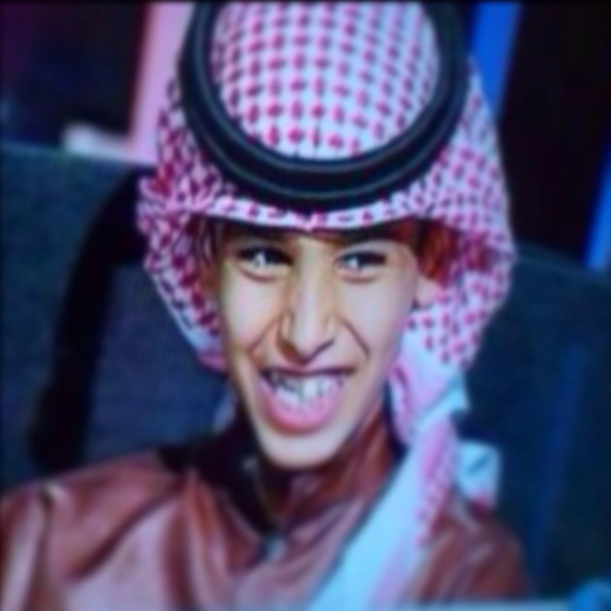 مصمم صور النجم عمر العتيبي فقط تابعوه @asooly_511