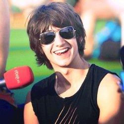 DRUMMER. | oasis | arctic monkeys | nirvana | the smiths | the kooks | the doors | pink floyd | de andrè